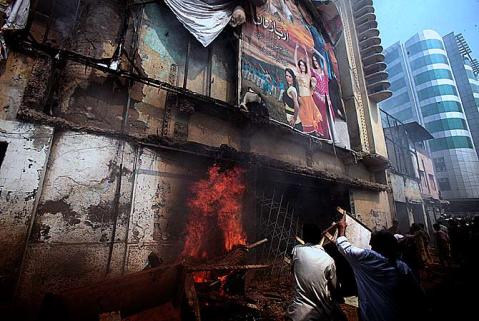 Violent mobs set six cinemas on fire in Karachi and Peshawar last year
